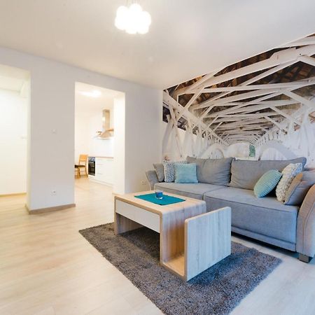 Apartman Razusa Centrum Banská Bystrica Extérieur photo