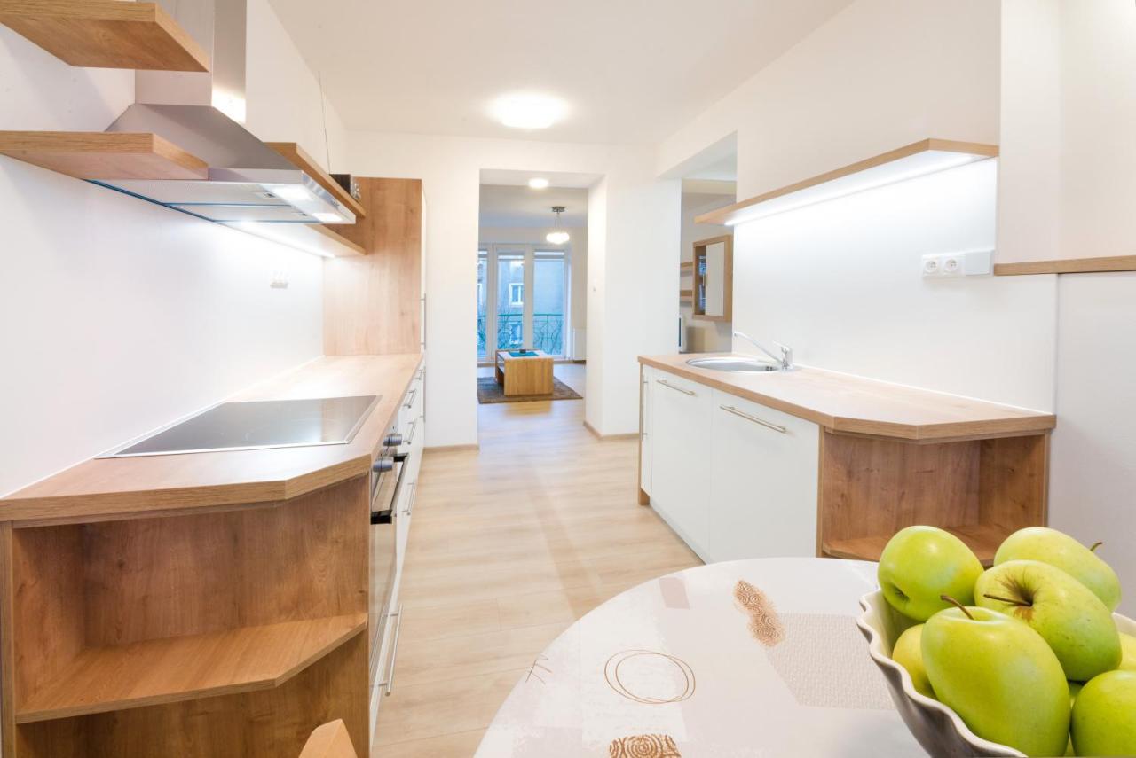 Apartman Razusa Centrum Banská Bystrica Extérieur photo