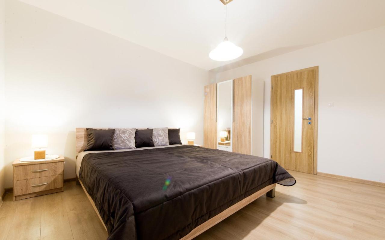 Apartman Razusa Centrum Banská Bystrica Extérieur photo