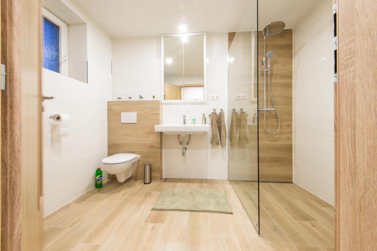 Apartman Razusa Centrum Banská Bystrica Extérieur photo